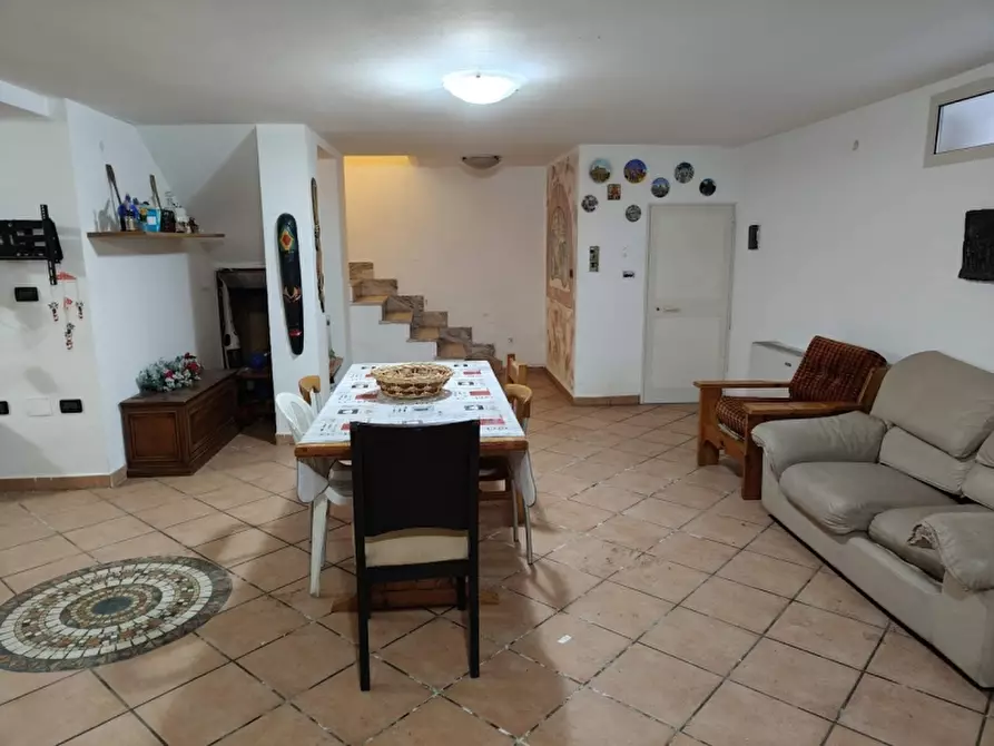 Immagine 10 di Casa indipendente in vendita  a Ittiri