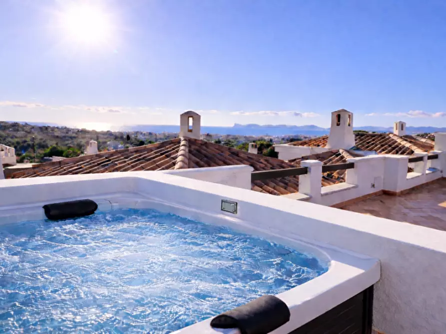 Immagine 2 di Appartamento in vendita  a Alghero