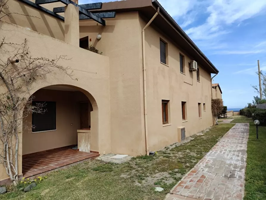 Immagine 21 di Appartamento in vendita  a Castelsardo