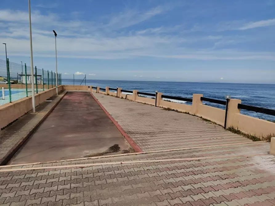 Immagine 30 di Appartamento in vendita  a Castelsardo