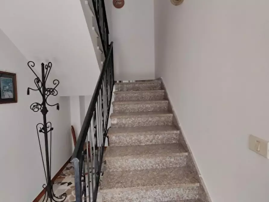 Immagine 14 di Appartamento in vendita  a Onifai