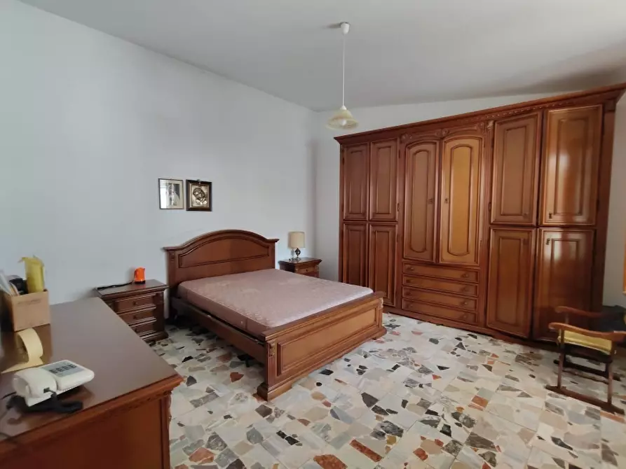 Immagine 15 di Appartamento in vendita  a Onifai