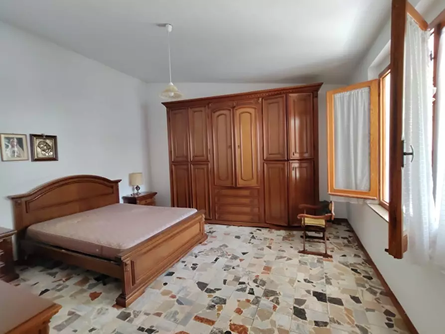 Immagine 16 di Appartamento in vendita  a Onifai