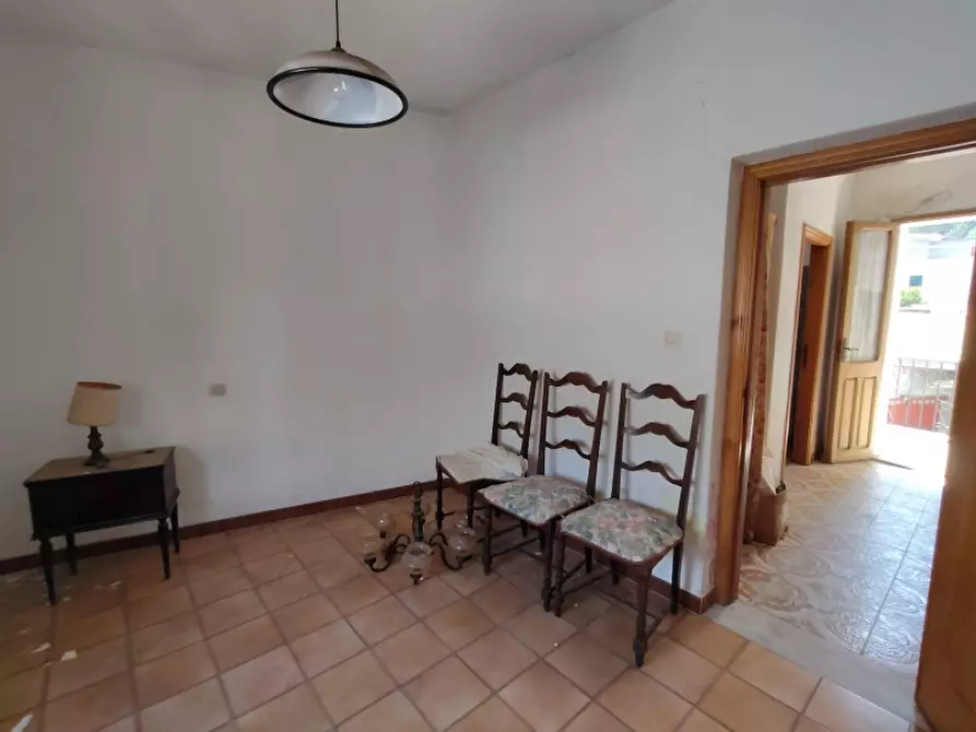 Immagine 18 di Appartamento in vendita  a Onifai