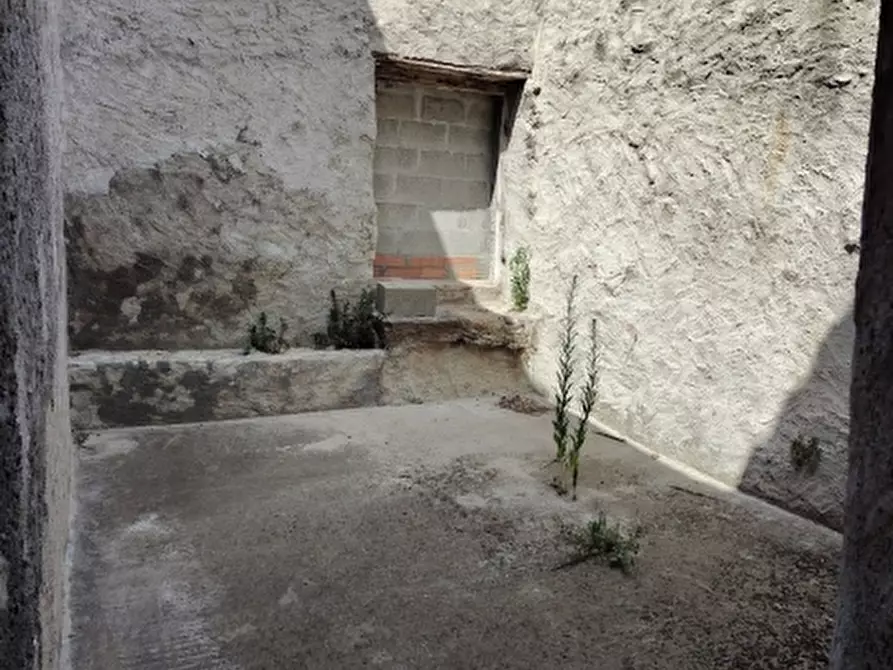 Immagine 25 di Appartamento in vendita  a Onifai