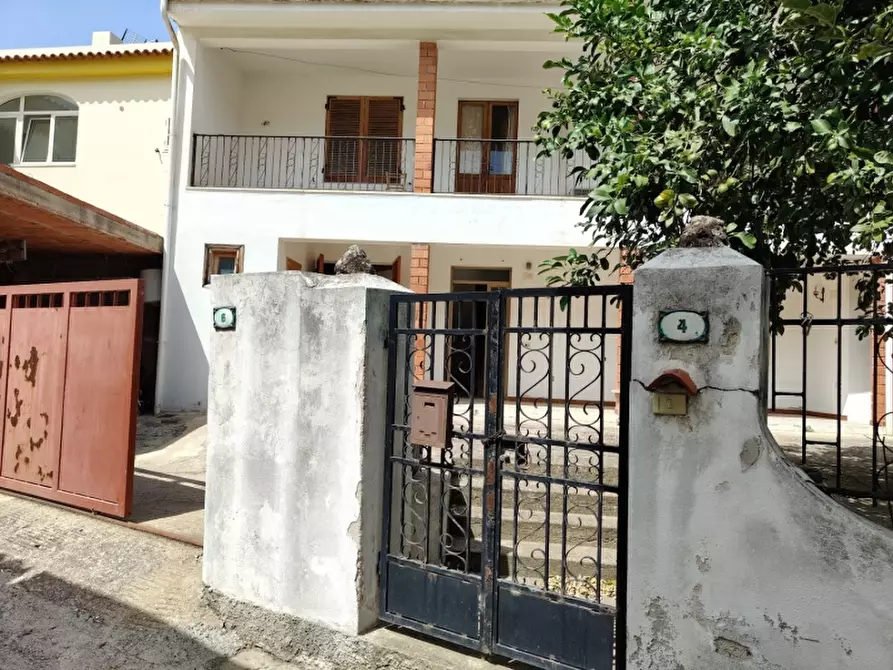 Immagine 5 di Appartamento in vendita  a Onifai