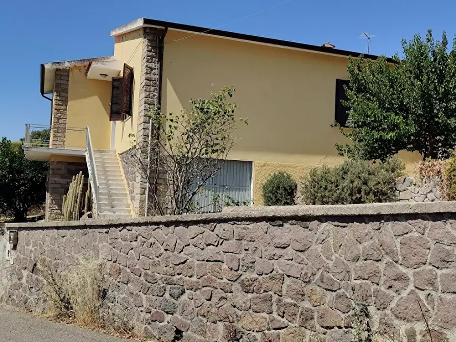 Immagine 2 di Casa indipendente in vendita  a Laerru