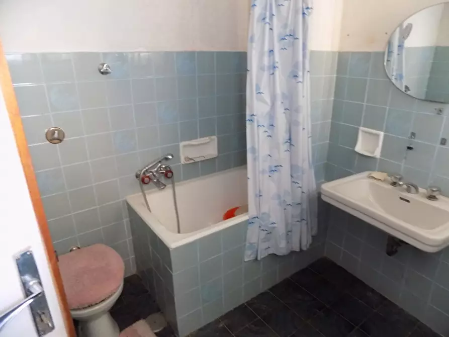 Immagine 11 di Appartamento in vendita  a Borgomaro