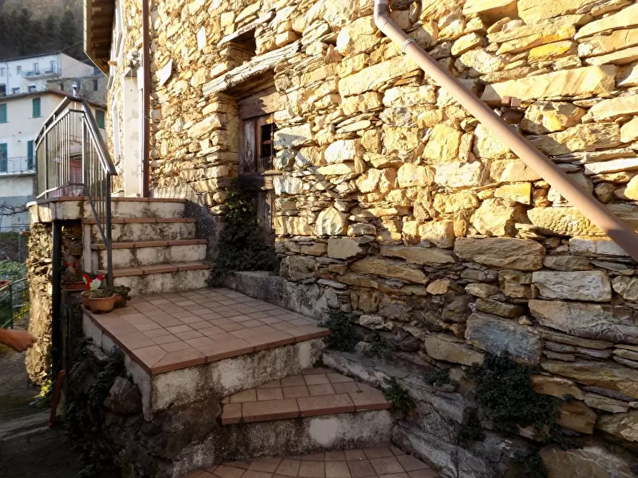 Immagine 13 di Casa semindipendente in vendita  a Borgomaro