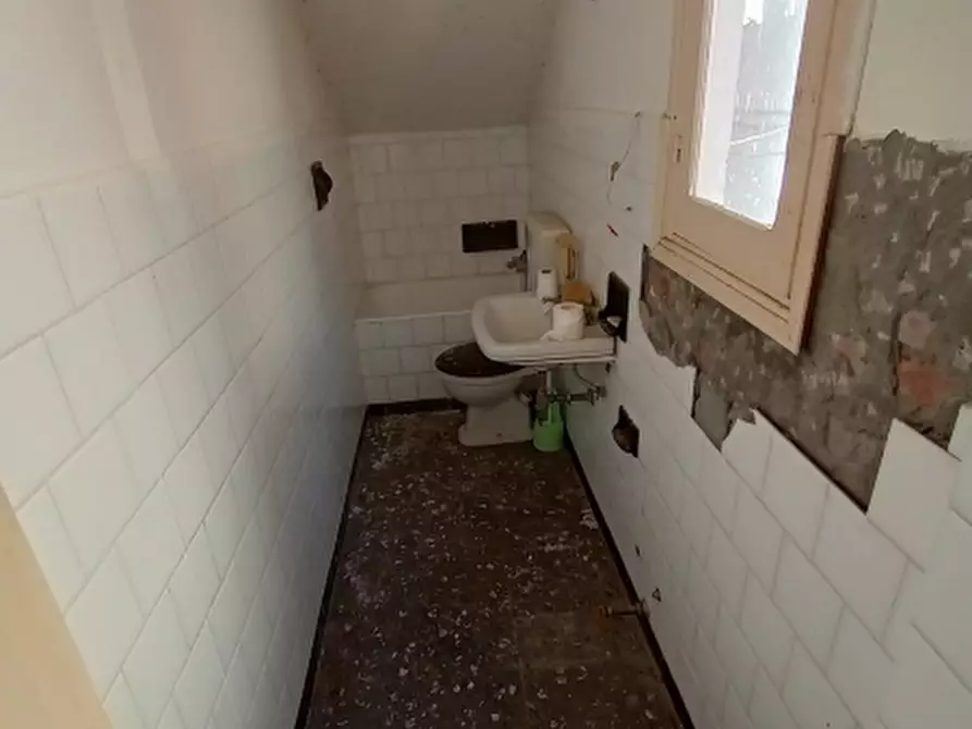 Immagine 7 di Porzione di casa in vendita  a Aurigo