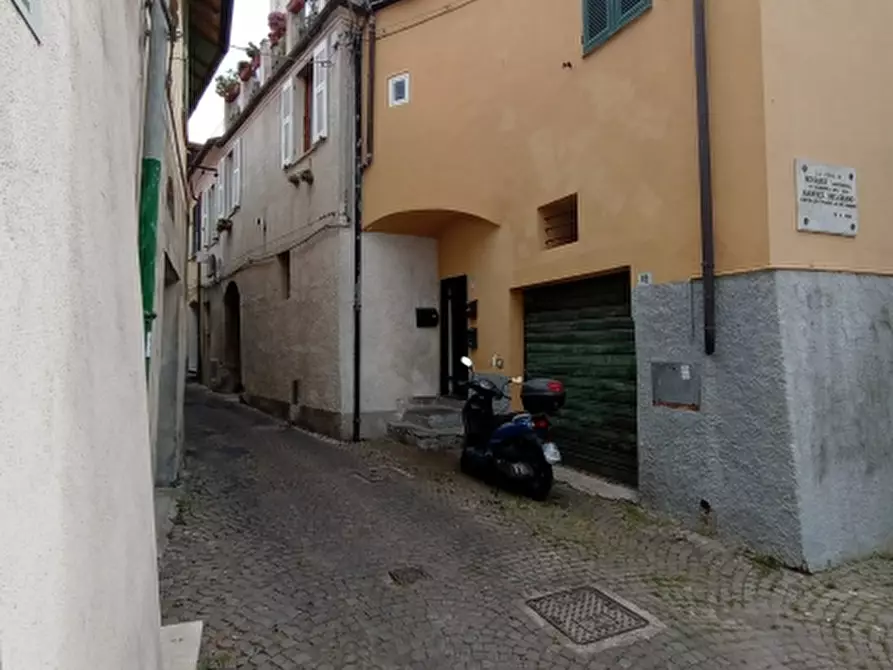 Immagine 4 di Appartamento in vendita  a Imperia