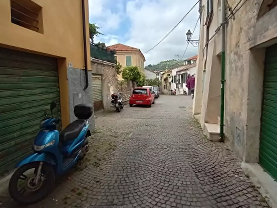 Immagine 6 di Appartamento in vendita  a Imperia