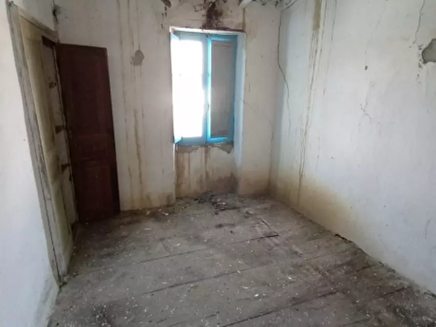 Immagine 3 di Rustico / casale in vendita  a Borghetto D'arroscia