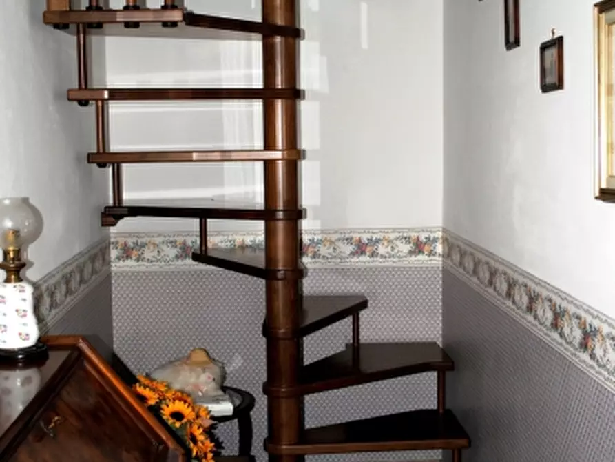 Immagine 12 di Porzione di casa in vendita  a Pontedassio