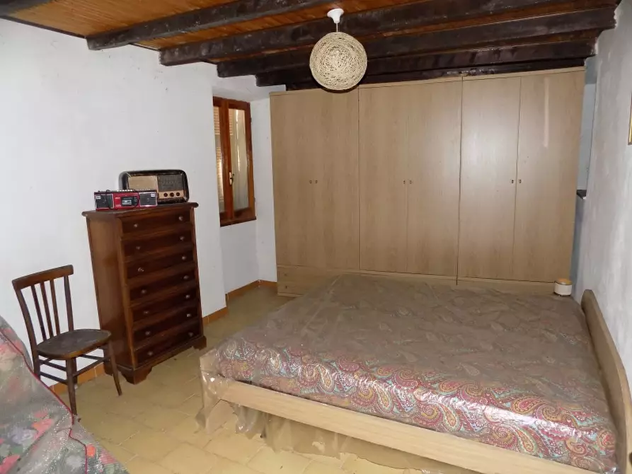 Immagine 12 di Porzione di casa in vendita  a Aurigo