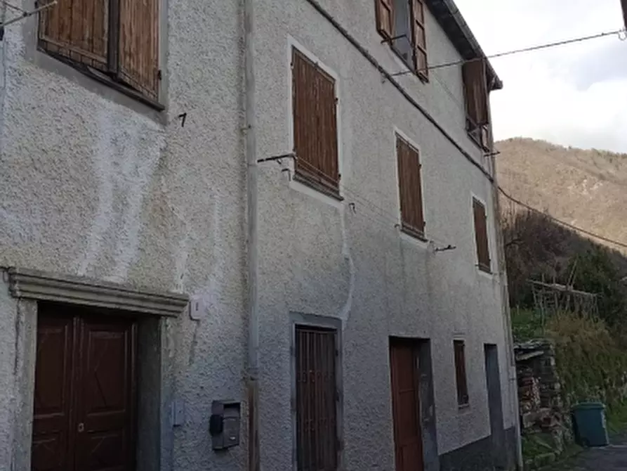 Immagine 1 di Appartamento in vendita  a Mendatica