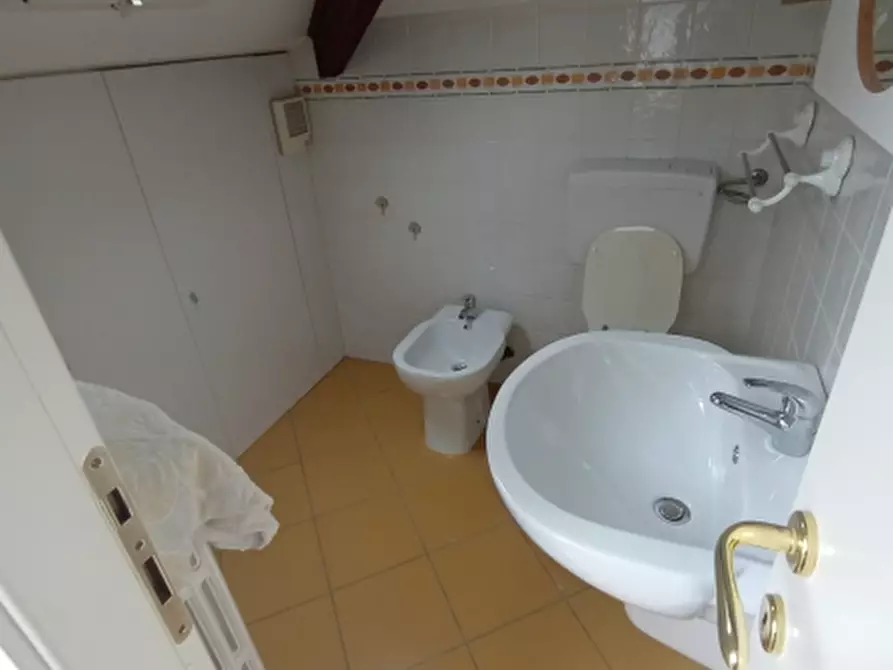 Immagine 7 di Appartamento in vendita  a Imperia