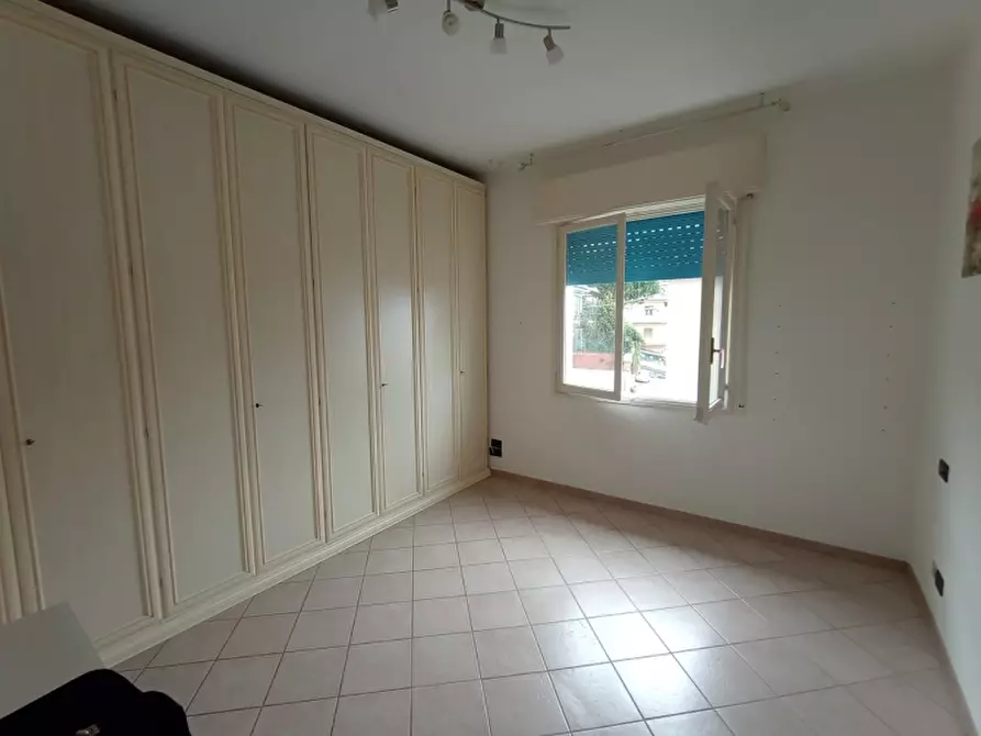 Immagine 5 di Appartamento in vendita  a Imperia