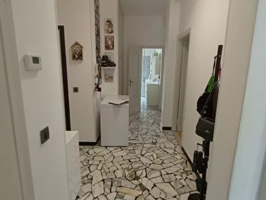 Immagine 12 di Appartamento in vendita  a Imperia