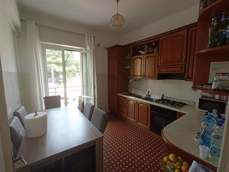 Immagine 14 di Appartamento in vendita  a Imperia