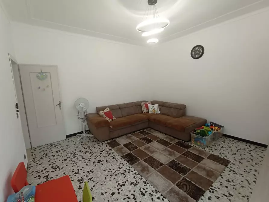 Immagine 2 di Appartamento in vendita  a Imperia