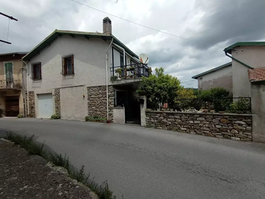 Immagine 3 di Casa semindipendente in vendita  in STRADA VILLE SAN PIETRO , FRAZIONE   MARPERO 96 a Borgomaro