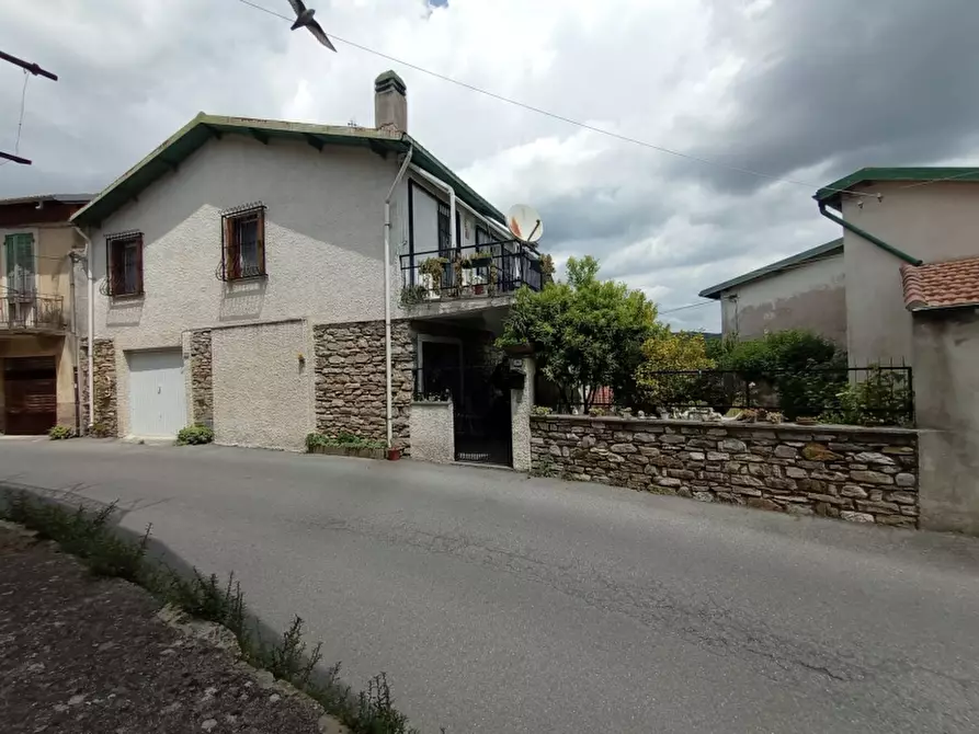 Immagine 4 di Casa semindipendente in vendita  in STRADA VILLE SAN PIETRO , FRAZIONE   MARPERO 96 a Borgomaro