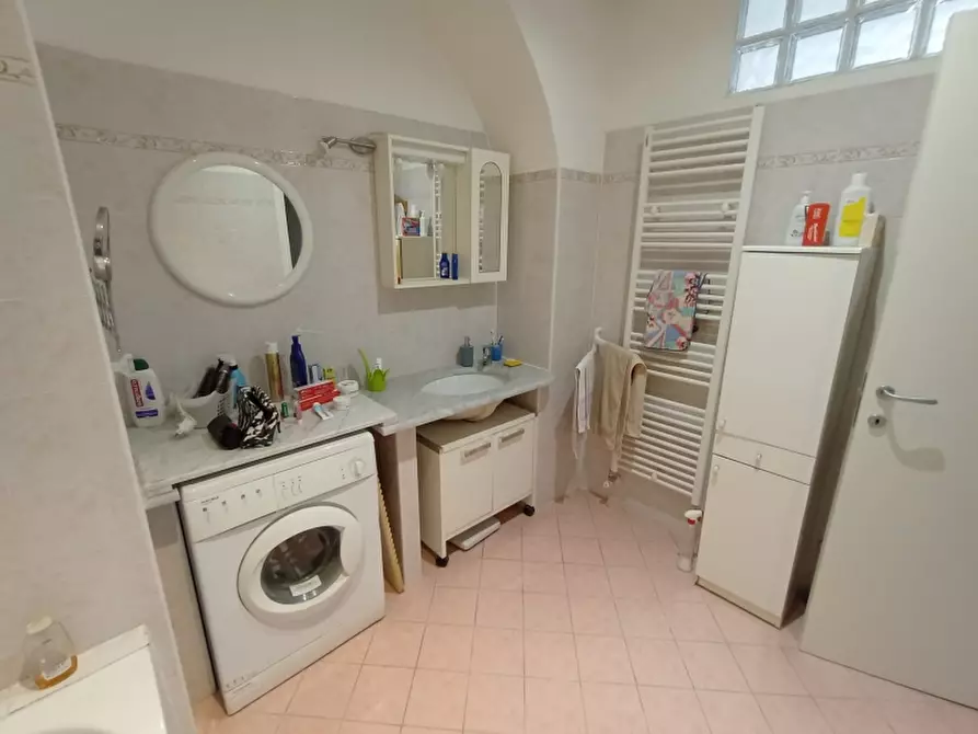 Immagine 13 di Appartamento in vendita  a Imperia