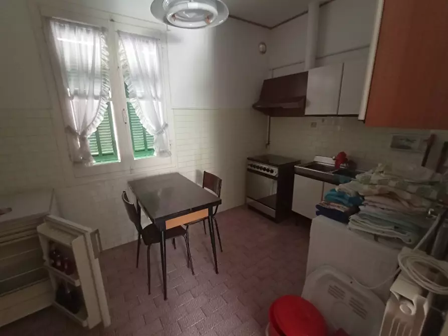 Immagine 2 di Appartamento in vendita  a Imperia