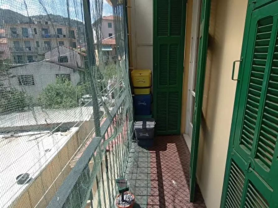 Immagine 12 di Appartamento in vendita  a Imperia