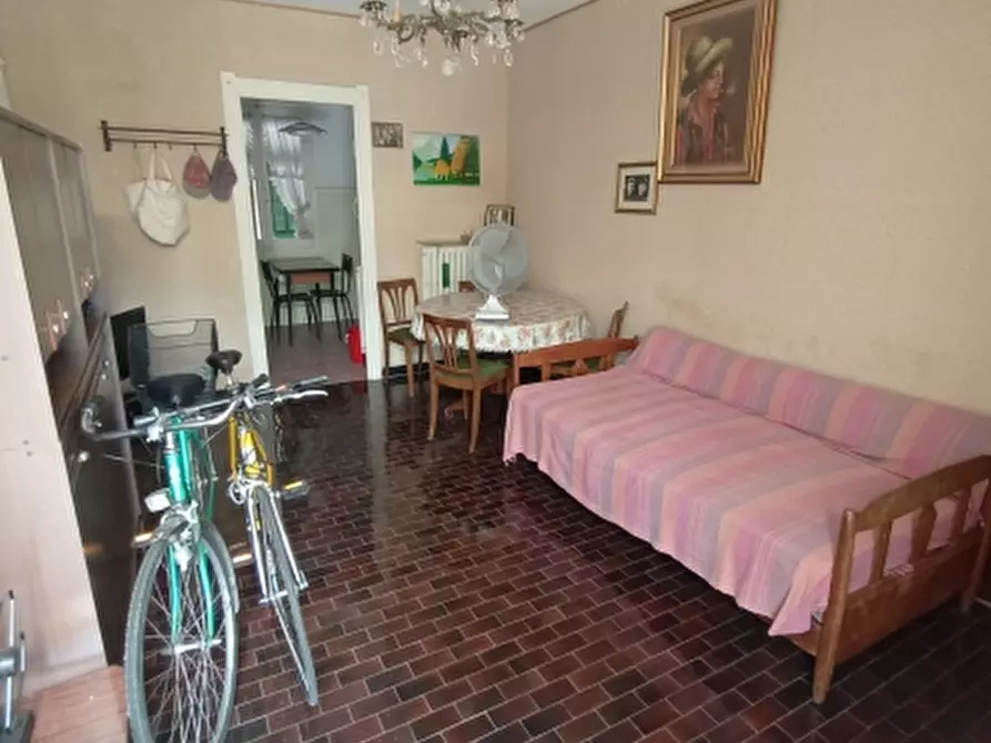 Immagine 5 di Appartamento in vendita  a Imperia