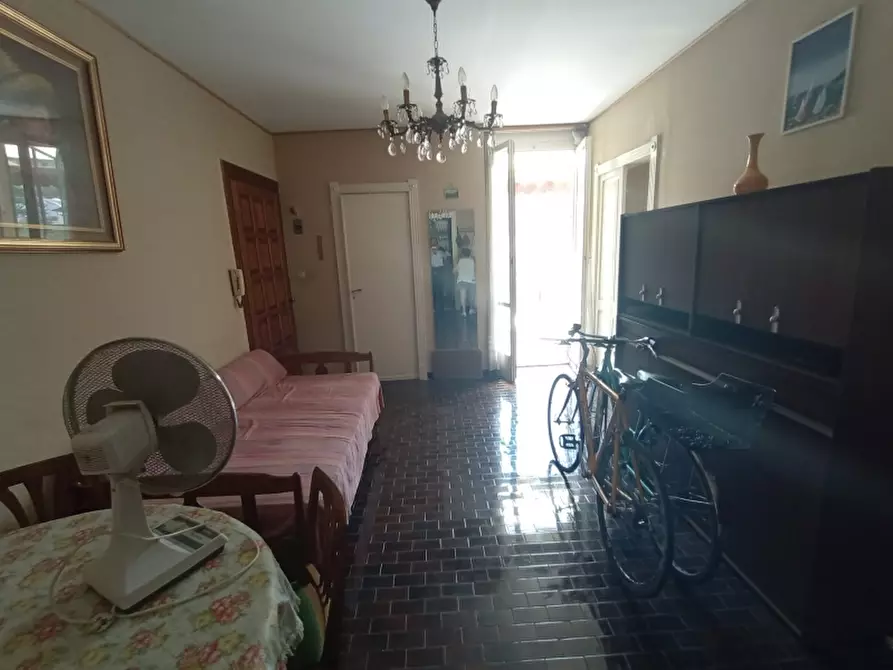 Immagine 6 di Appartamento in vendita  a Imperia