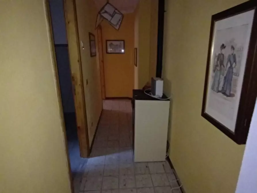 Immagine 13 di Appartamento in vendita  in FRAZIONE VALCONA SOPRANA 3 a Mendatica