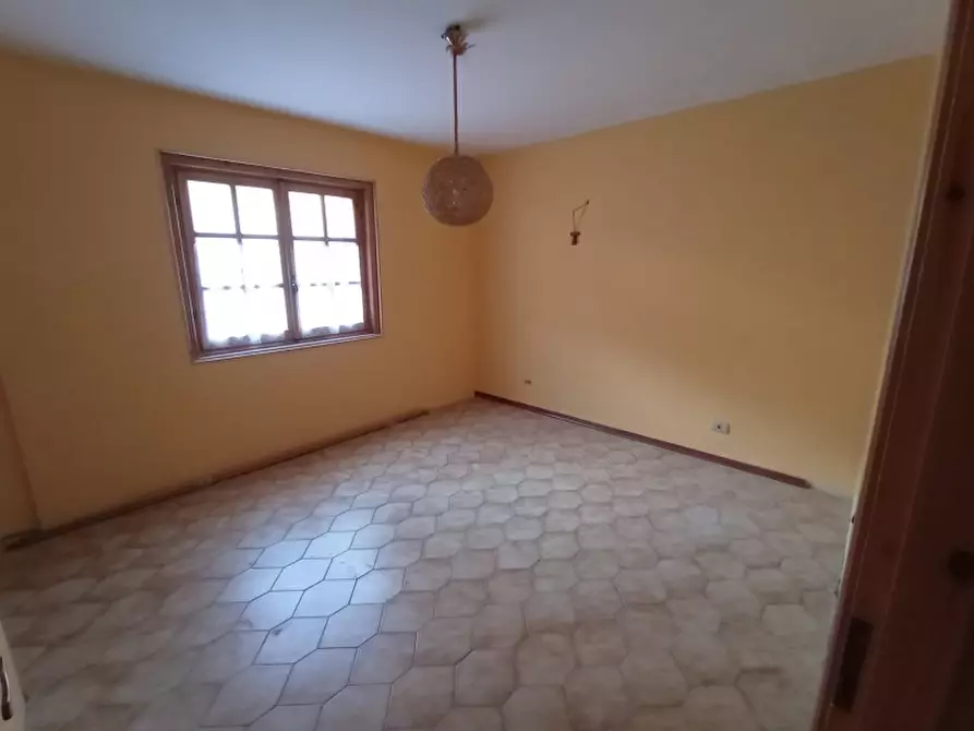 Immagine 14 di Appartamento in vendita  in FRAZIONE VALCONA SOPRANA 3 a Mendatica