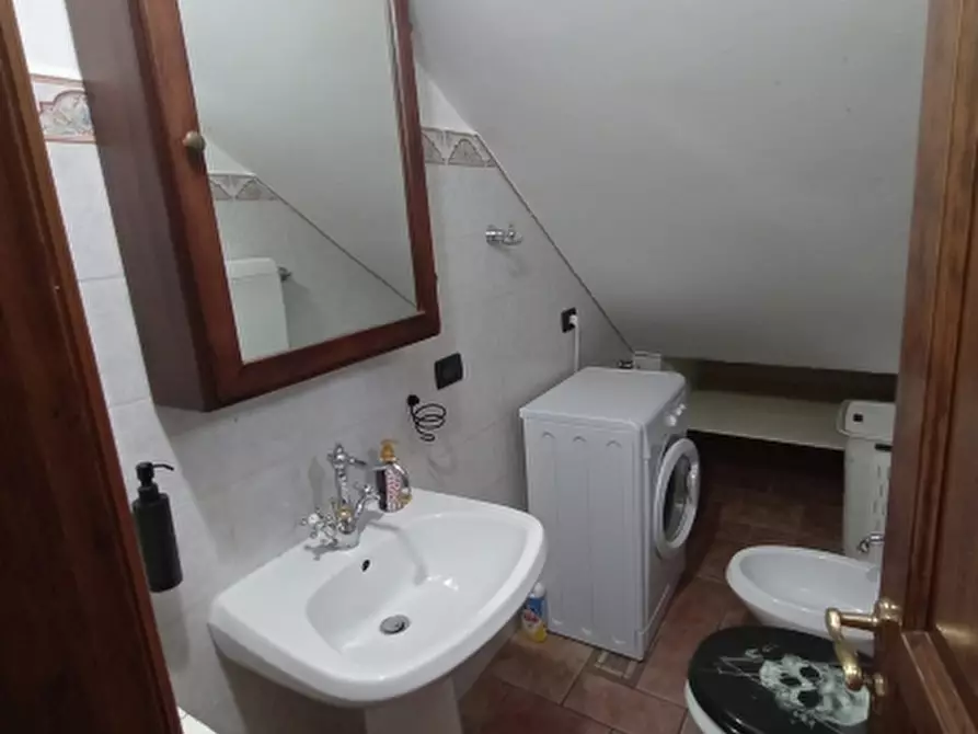 Immagine 25 di Casa indipendente in vendita  a Lucinasco