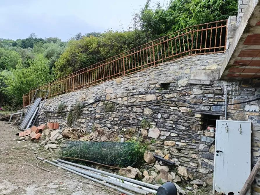 Immagine 8 di Casa semindipendente in vendita  in BORGATA CASE MOLINI a Lucinasco