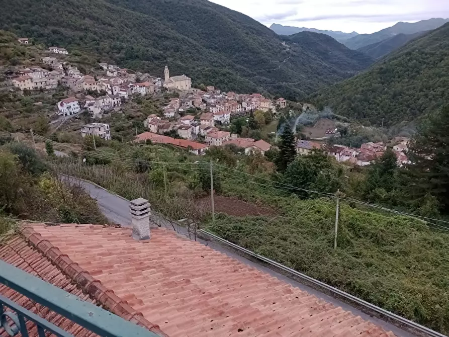 Immagine 10 di Casa indipendente in vendita  a Rezzo