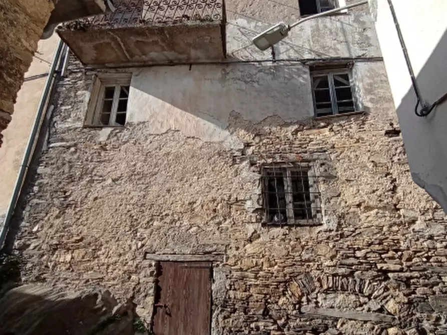 Immagine 3 di Rustico / casale in vendita  a Borgomaro