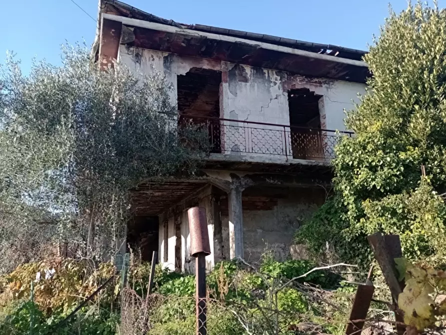 Immagine 4 di Terratetto in vendita  in VIA CESARE BATTISTI 36 a Imperia