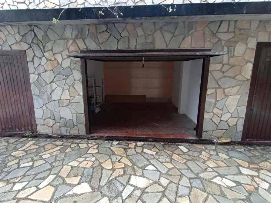 Immagine 10 di Appartamento in affitto  a Riva Ligure