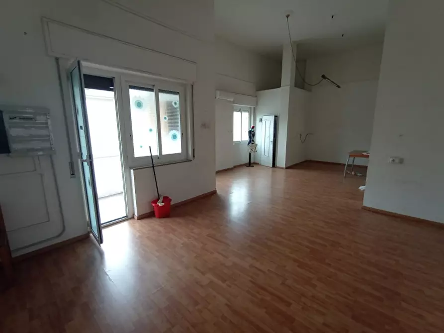 Immagine 5 di Locale commerciale in affitto  in VIA NAZIONALE 55 a Imperia