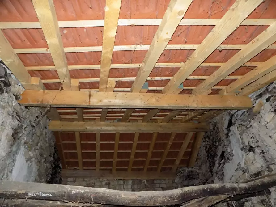 Immagine 4 di Rustico / casale in vendita  a Borgomaro