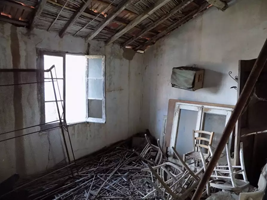 Immagine 8 di Rustico / casale in vendita  a Borgomaro