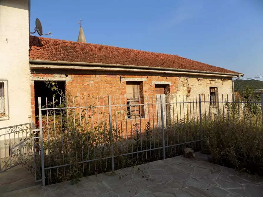 Immagine 13 di Rustico / casale in vendita  a Cesio