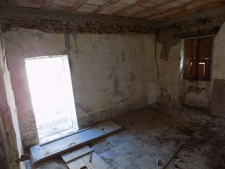 Immagine 6 di Rustico / casale in vendita  a Cesio