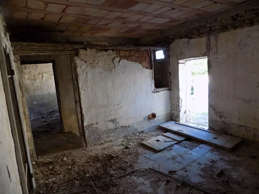 Immagine 7 di Rustico / casale in vendita  a Cesio