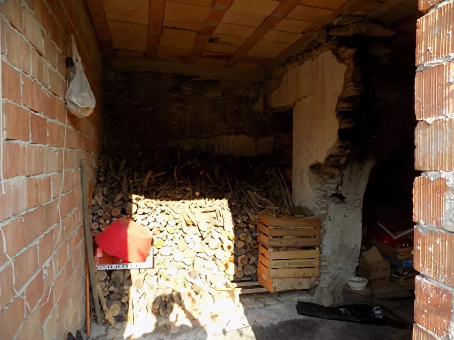Immagine 8 di Rustico / casale in vendita  a Cesio