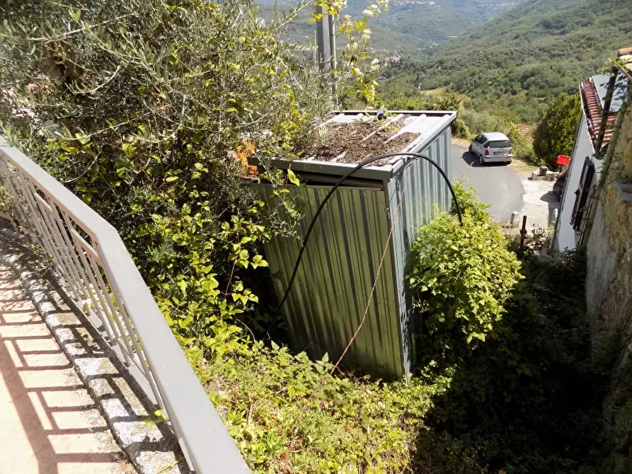 Immagine 12 di Rustico / casale in vendita  a Borgomaro