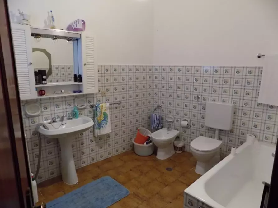 Immagine 13 di Porzione di casa in vendita  in via cavour 30 a Borgomaro