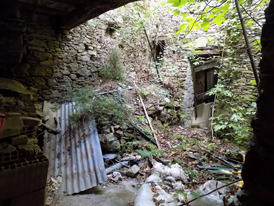 Immagine 32 di Rustico / casale in vendita  a Villanova D'albenga